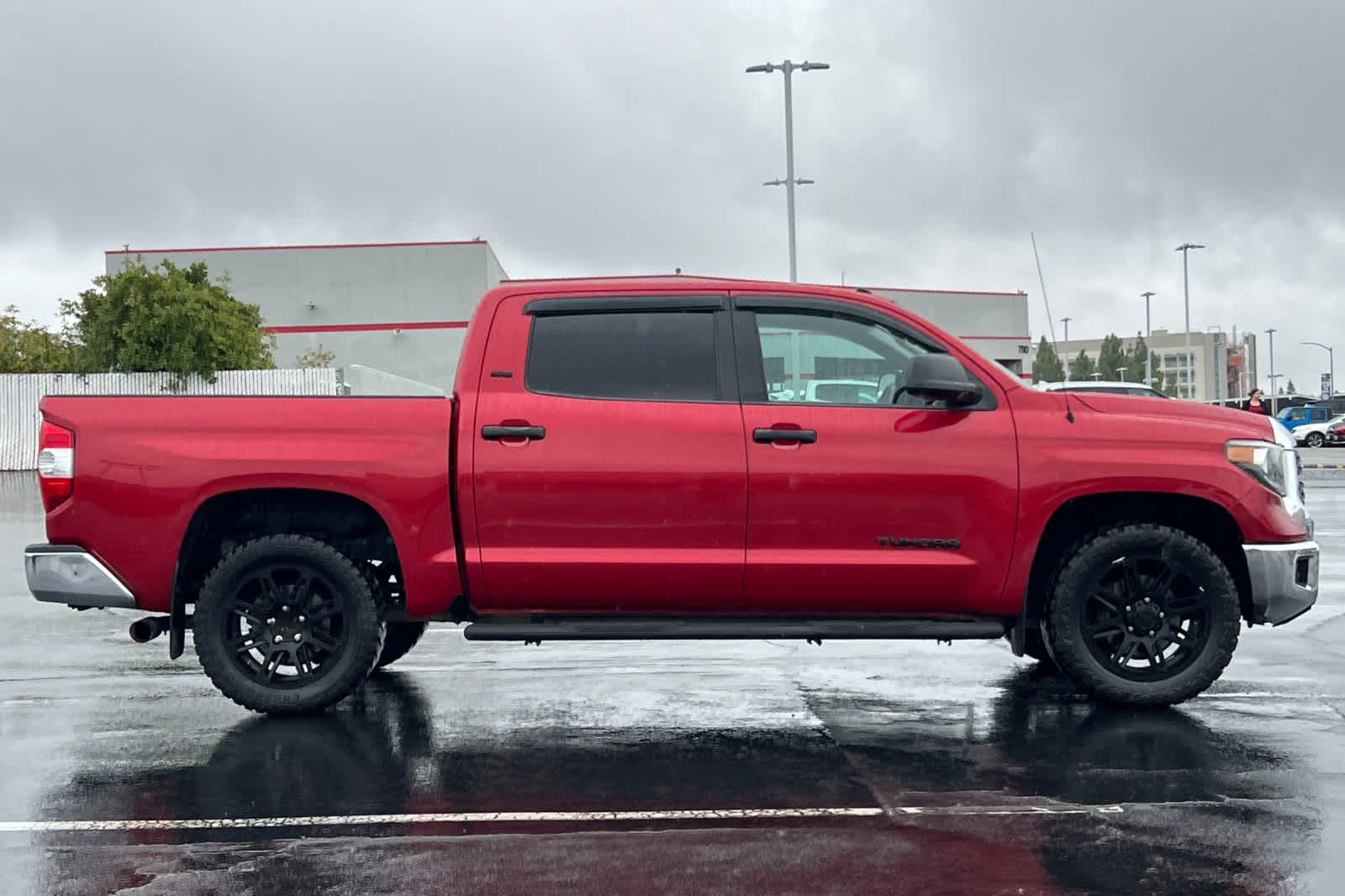 Thumbnail: 2019 Toyota Tundra - 6