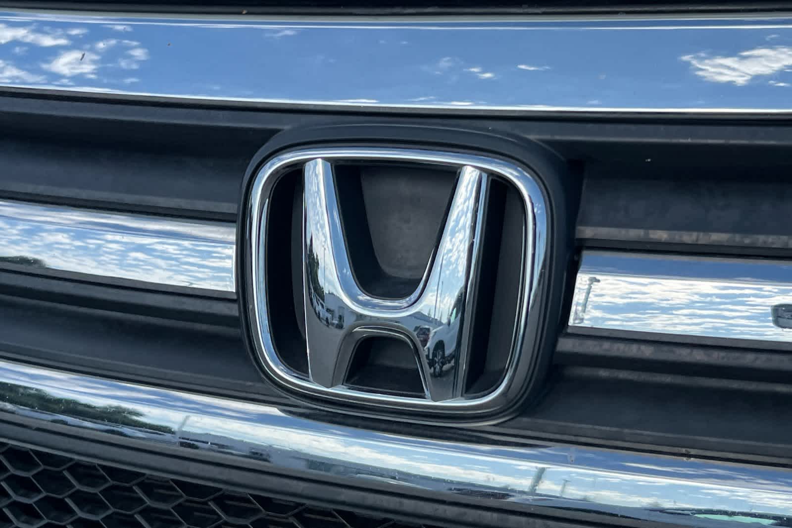 Thumbnail: 2016 Honda Pilot - 10