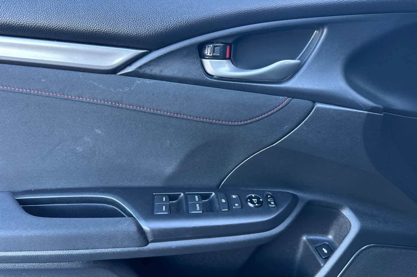 Thumbnail: 2017 Honda Civic - 12