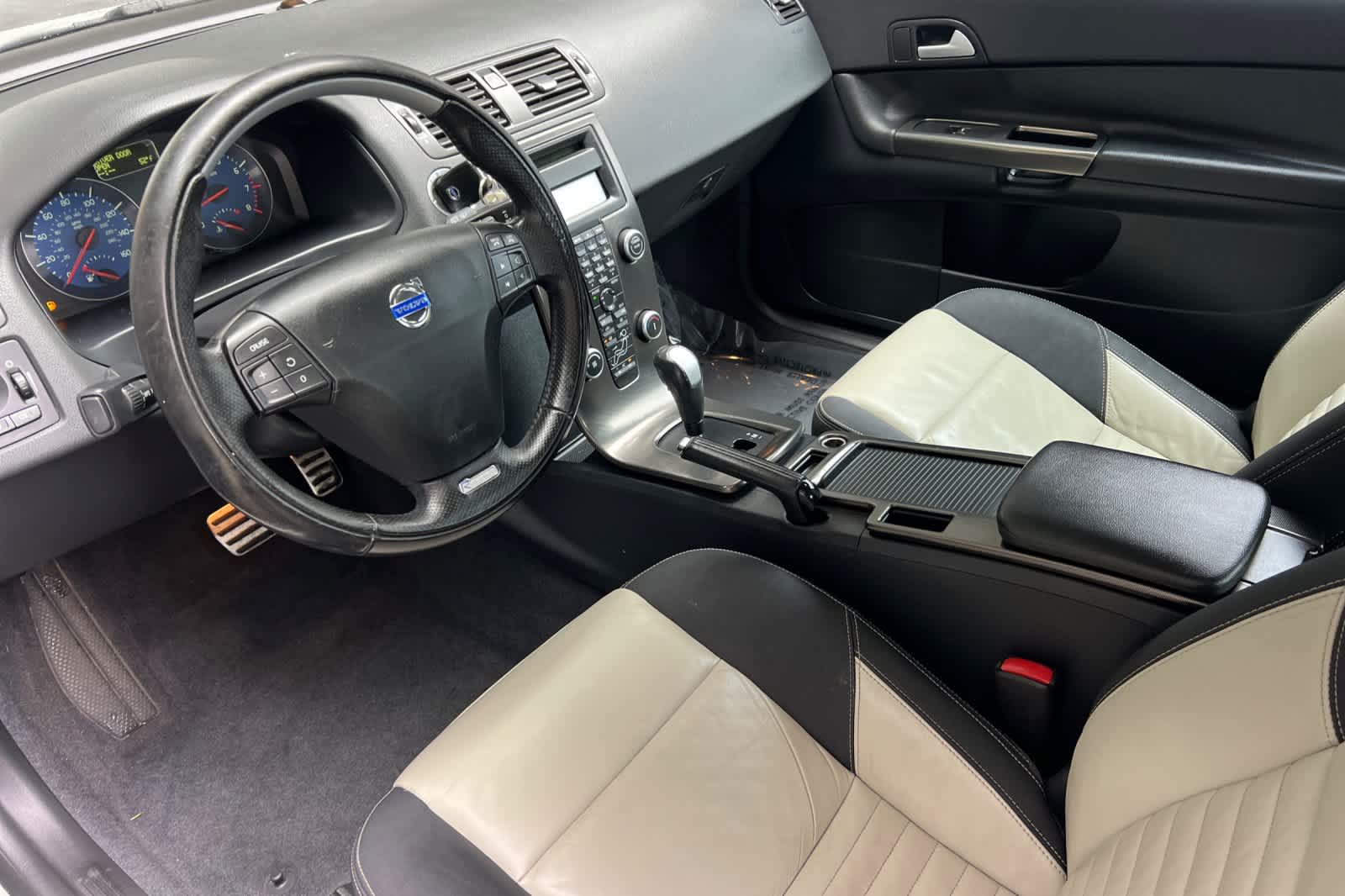 Thumbnail: 2011 Volvo C30 - 11