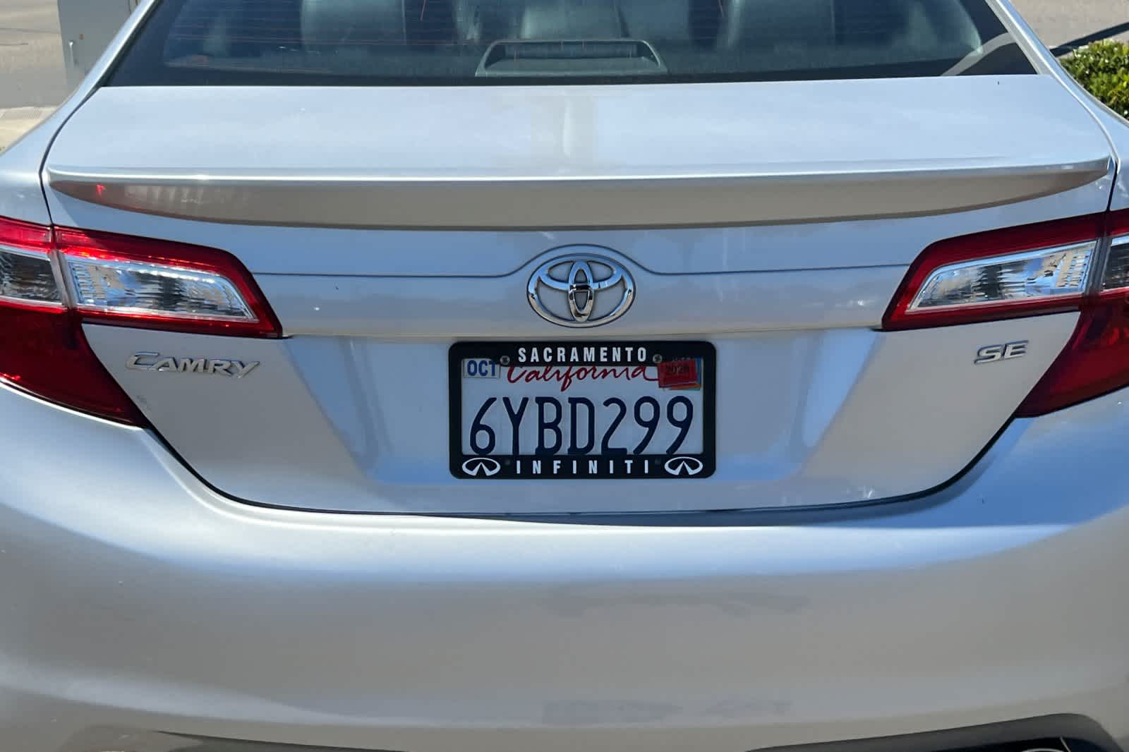 Thumbnail: 2012 Toyota Camry - 18