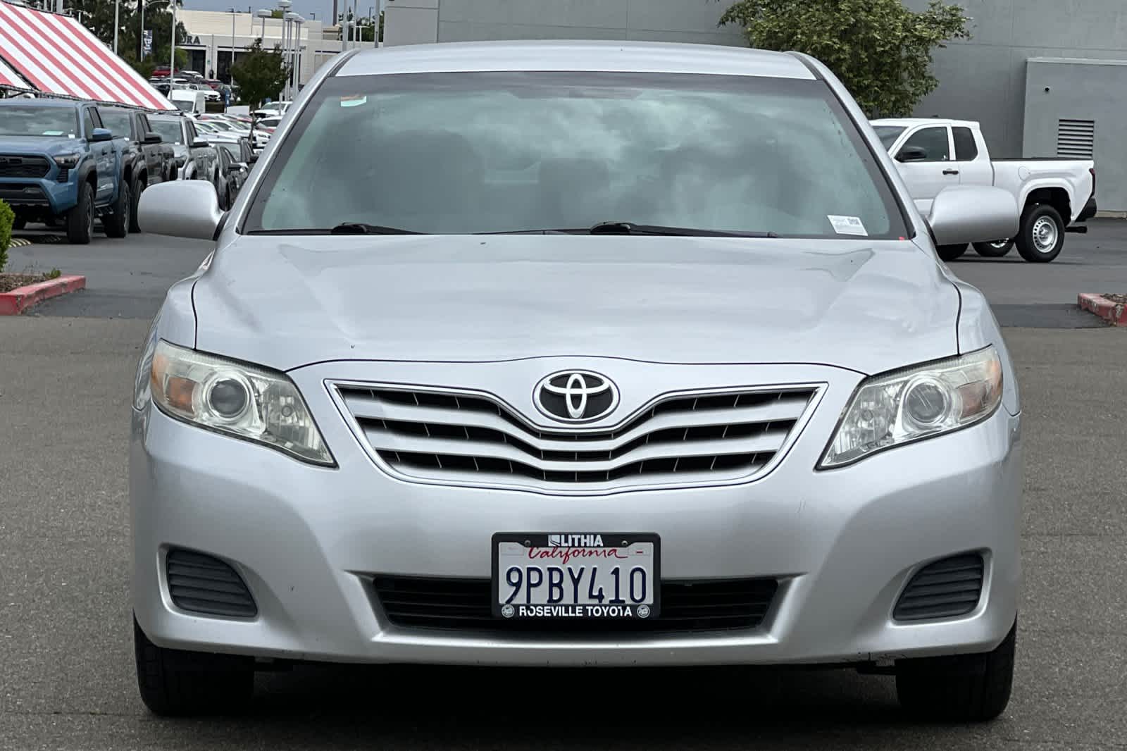 Thumbnail: 2011 Toyota Camry - 10
