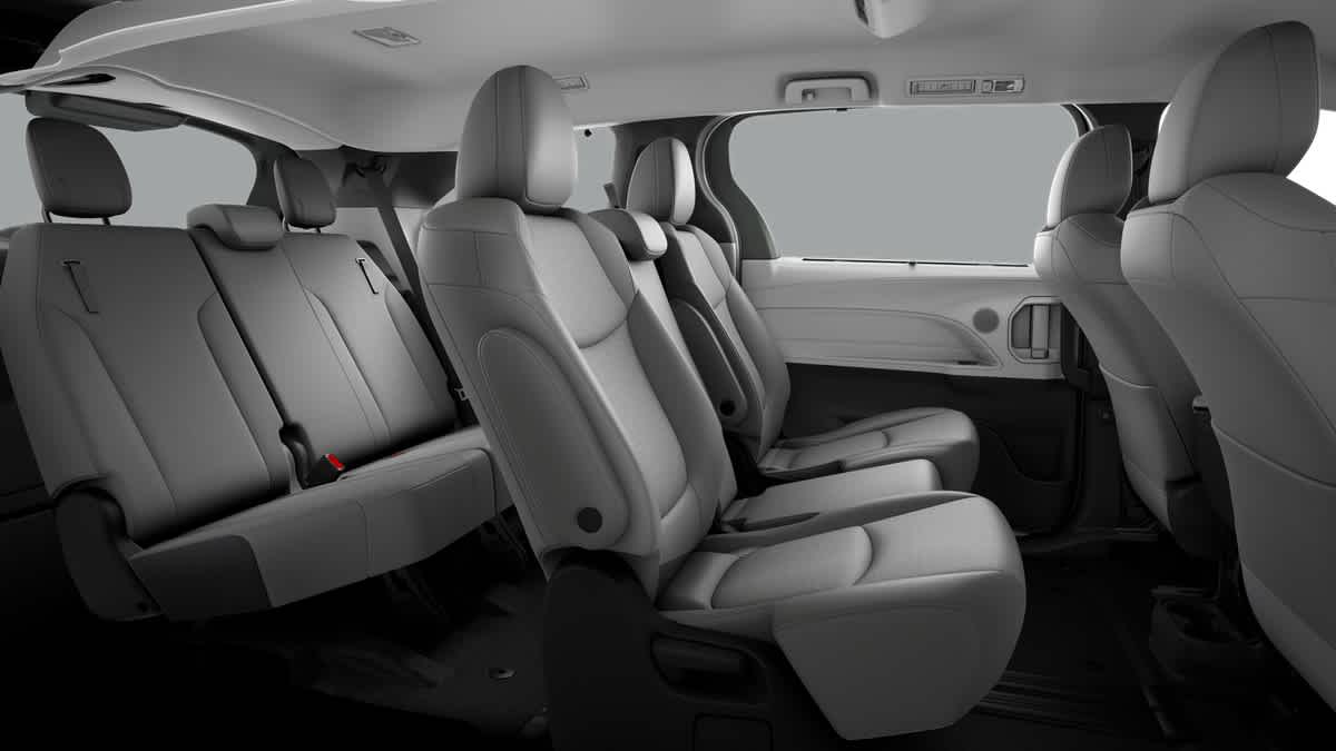 Thumbnail: 2026 Toyota Sienna - 21