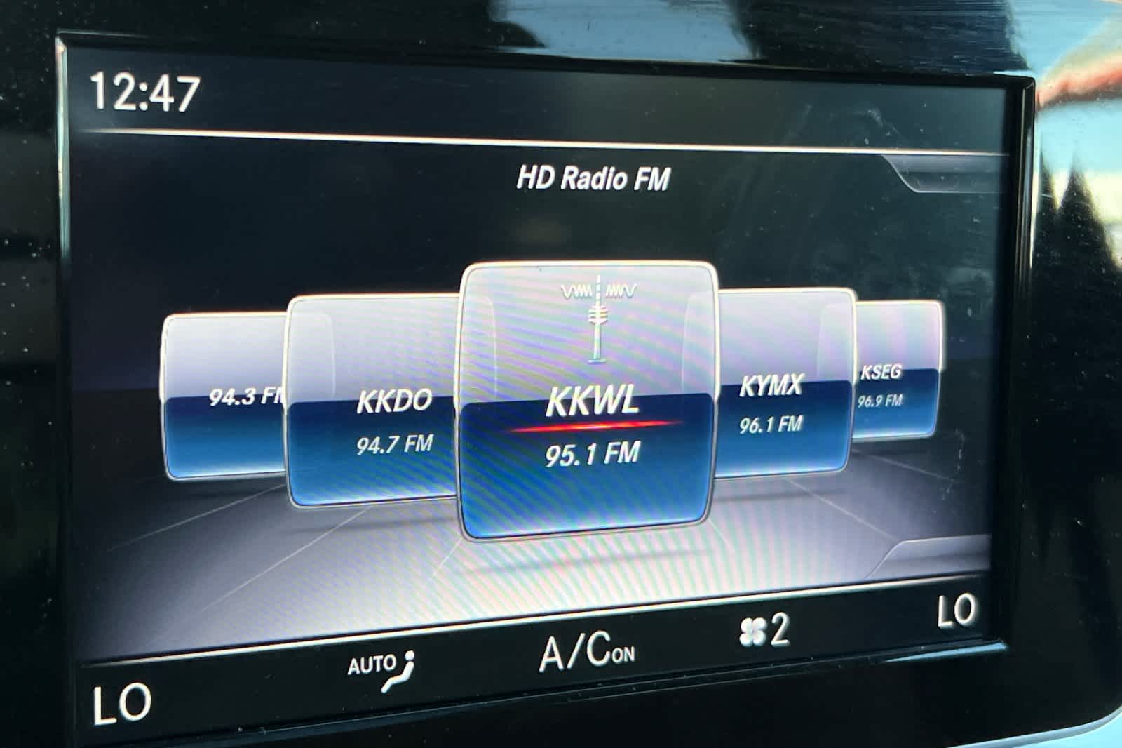 Thumbnail: 2019 Mercedes-Benz GLC - 21