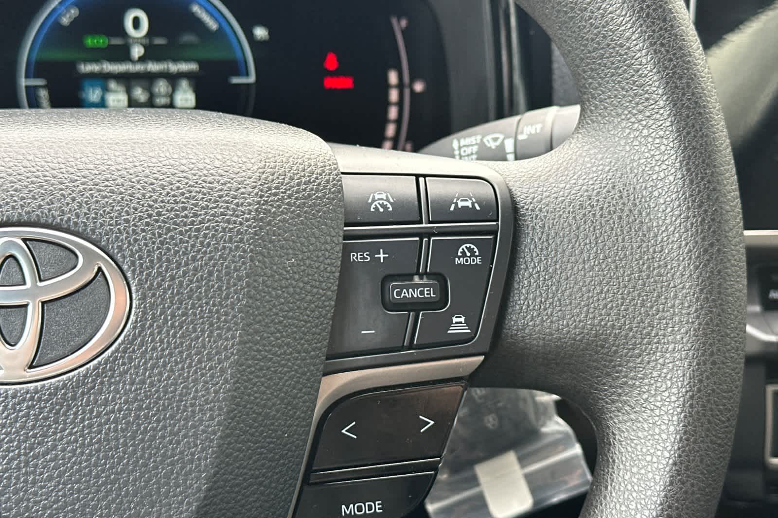 Thumbnail: 2025 Toyota Camry - 26