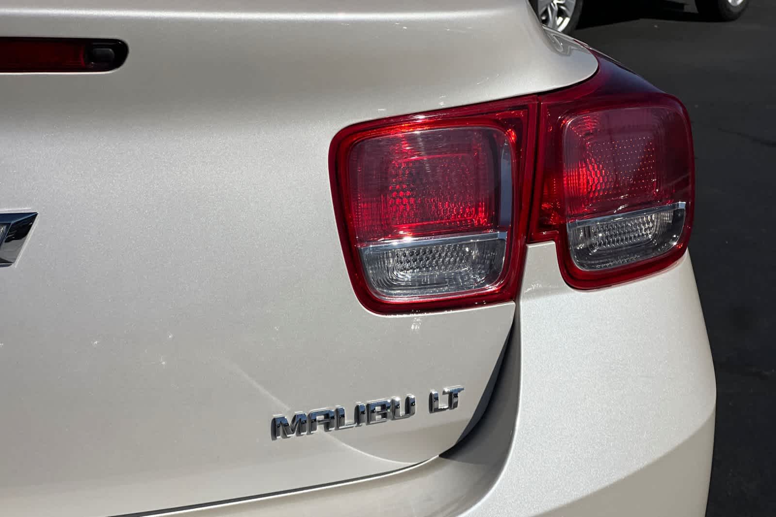Thumbnail: 2014 Chevrolet Malibu - 28