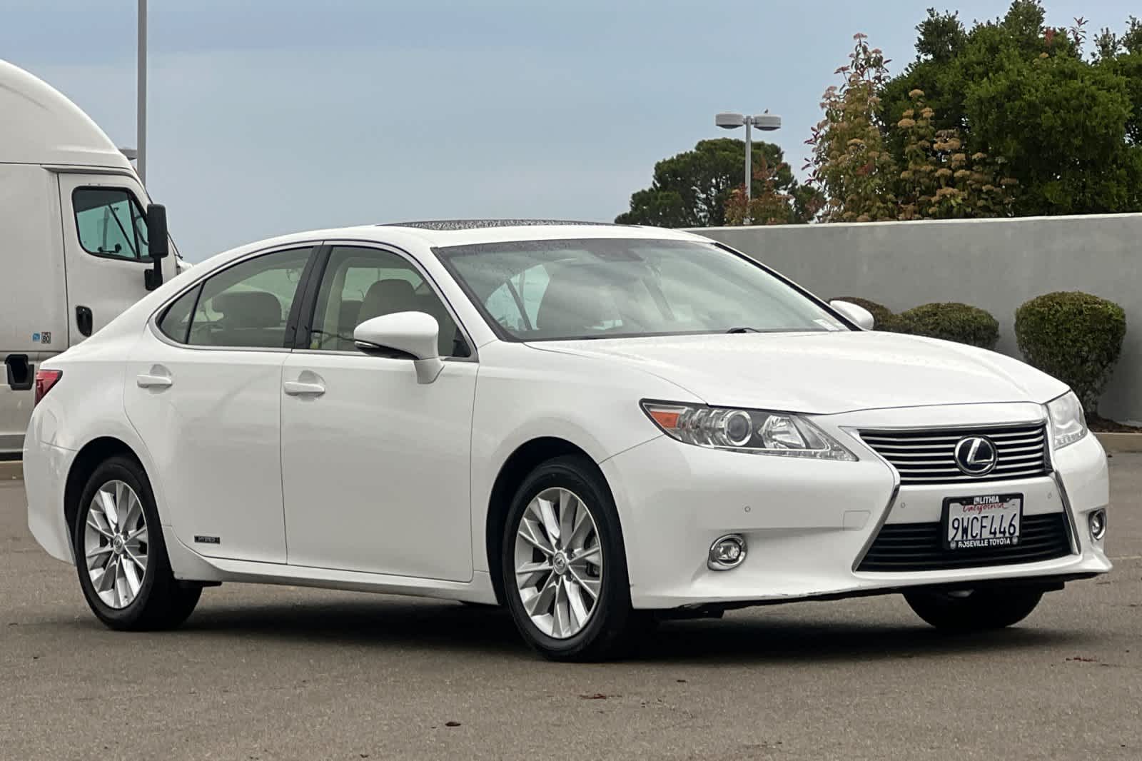 Thumbnail: 2015 Lexus ES - 5