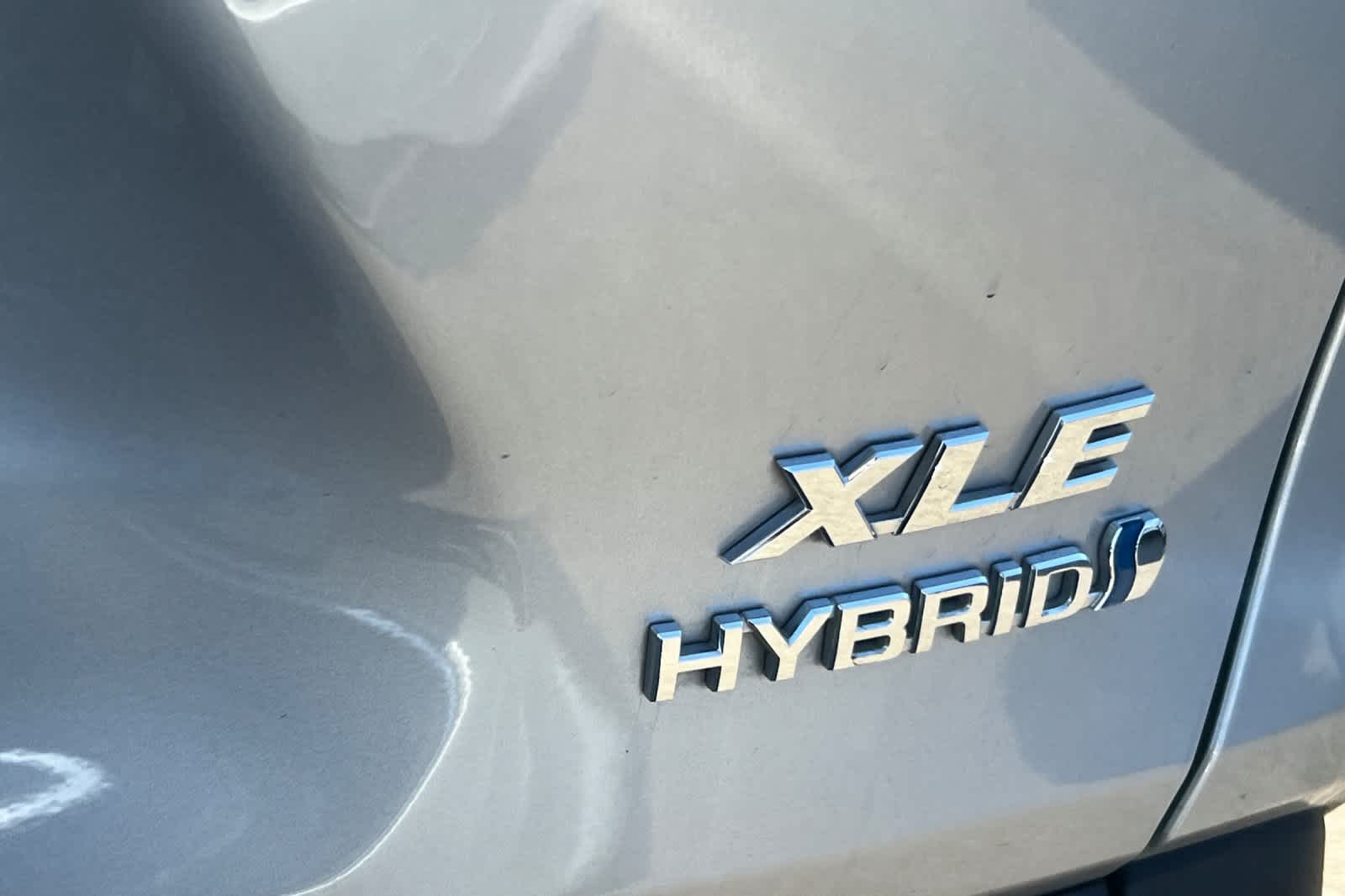 Thumbnail: 2022 Toyota RAV4 - 7