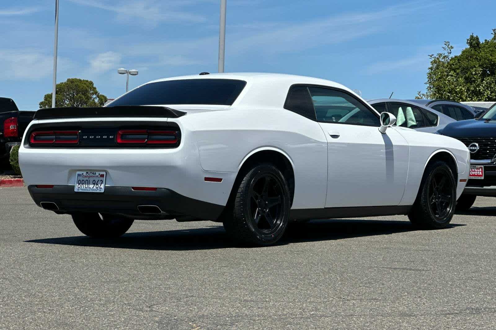 Thumbnail: 2018 Dodge Challenger - 2