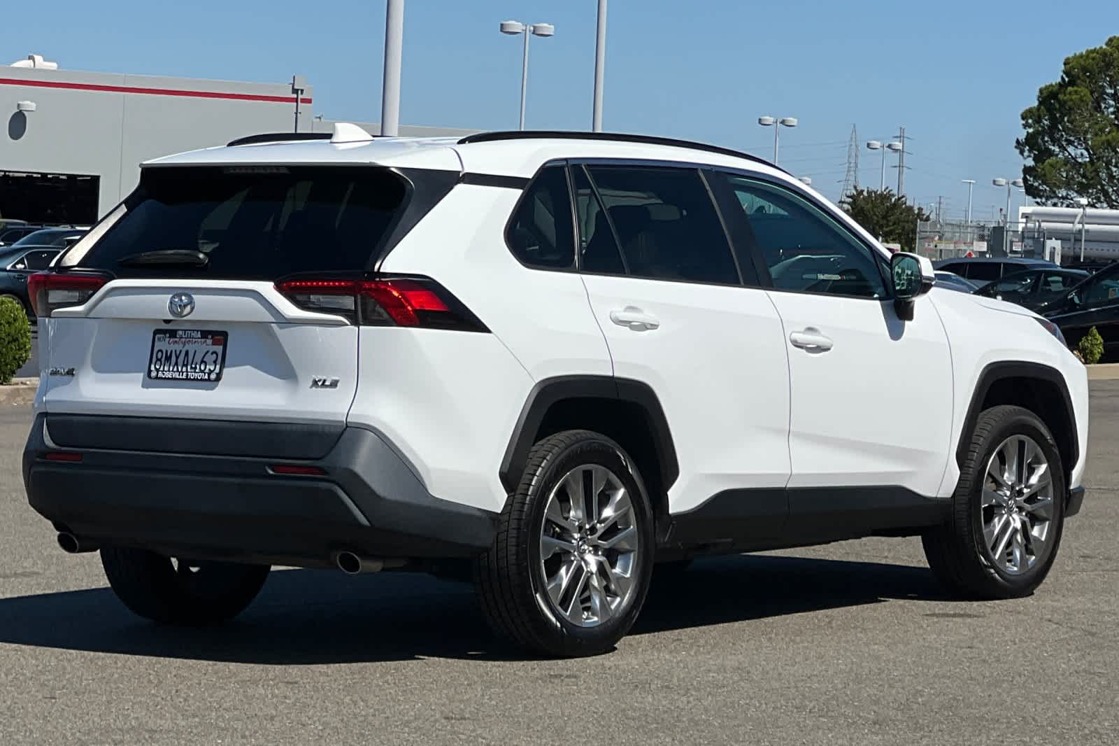 Thumbnail: 2019 Toyota RAV4 - 2