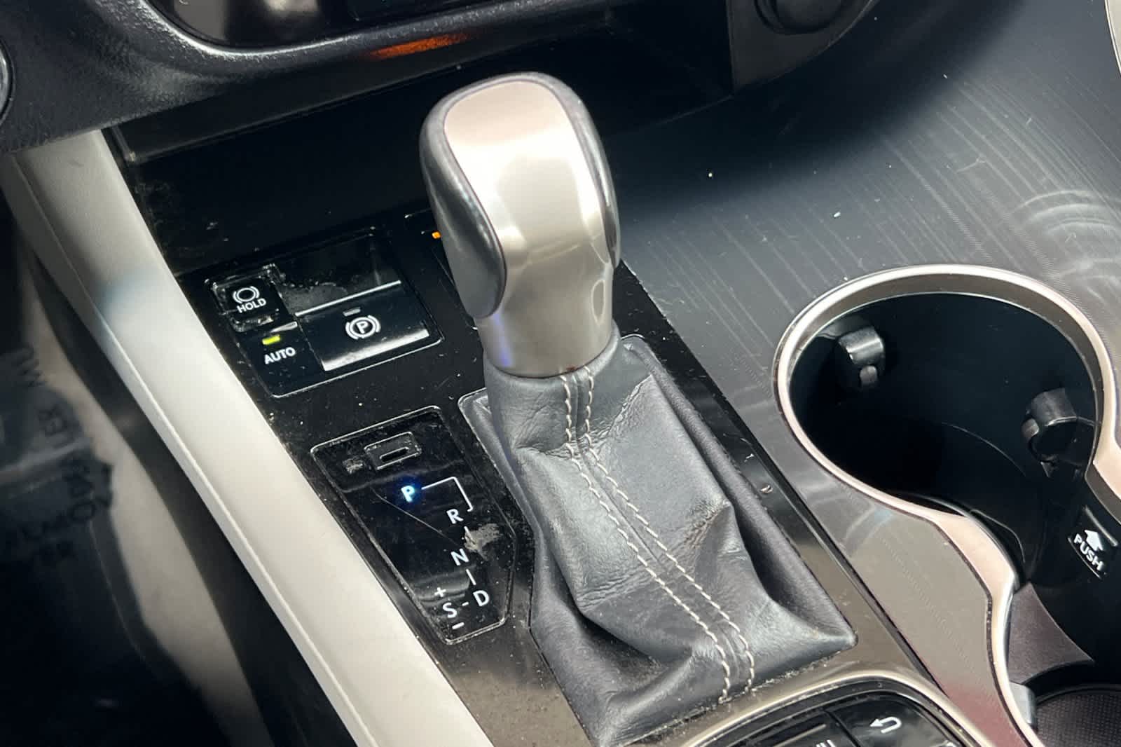 Thumbnail: 2016 Lexus RX - 23