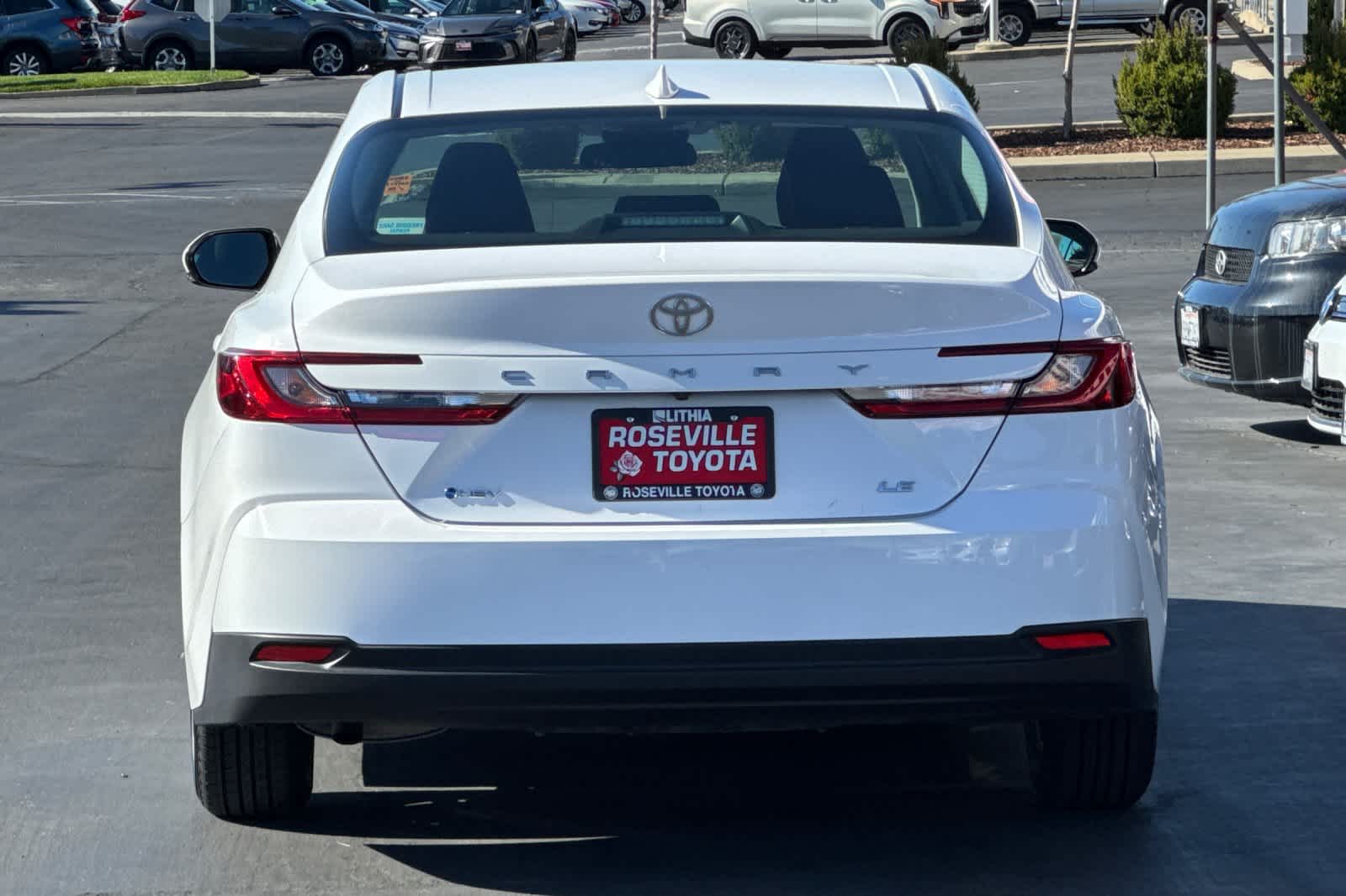 Thumbnail: 2025 Toyota Camry - 8