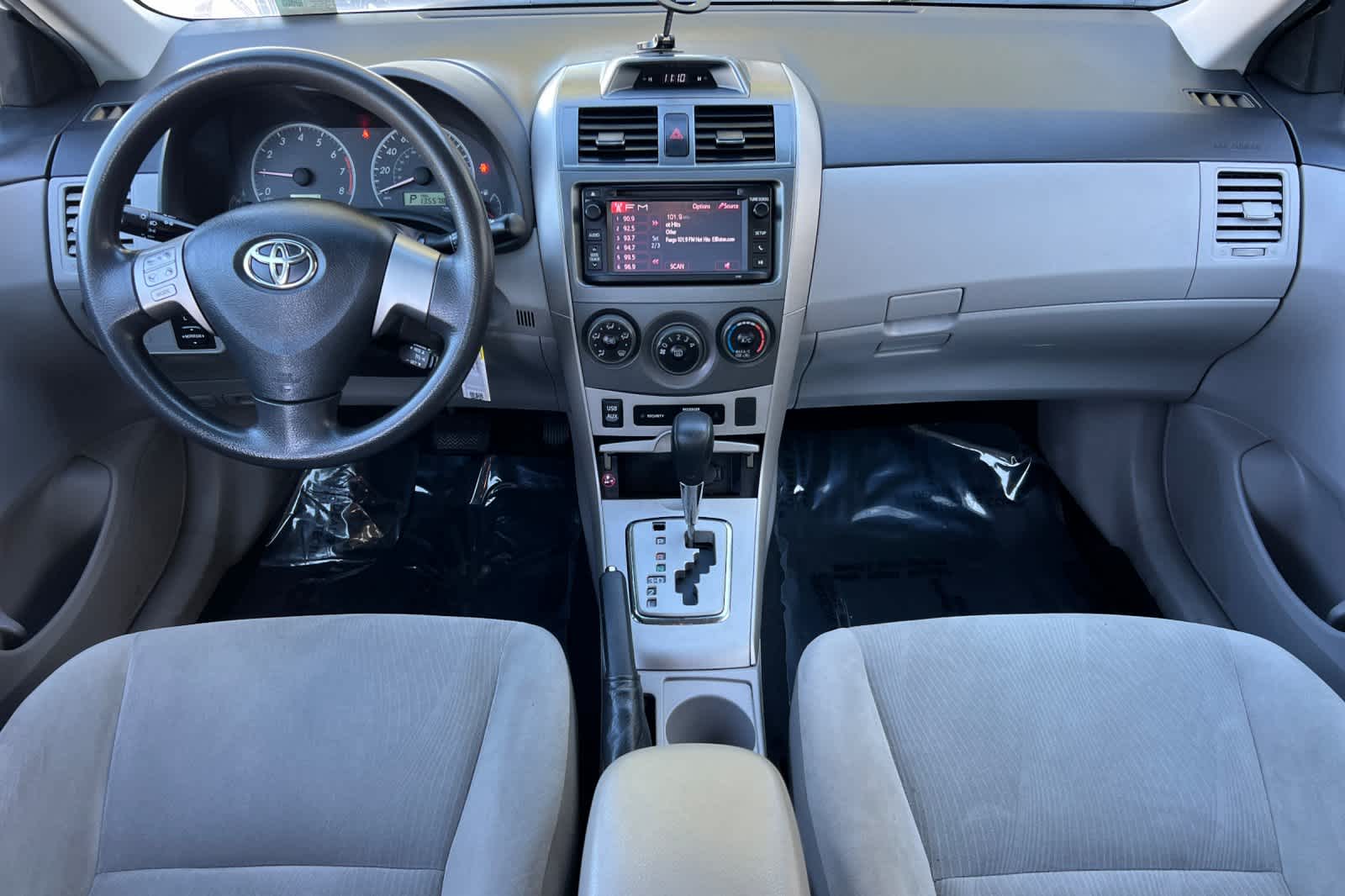 Thumbnail: 2013 Toyota Corolla - 3