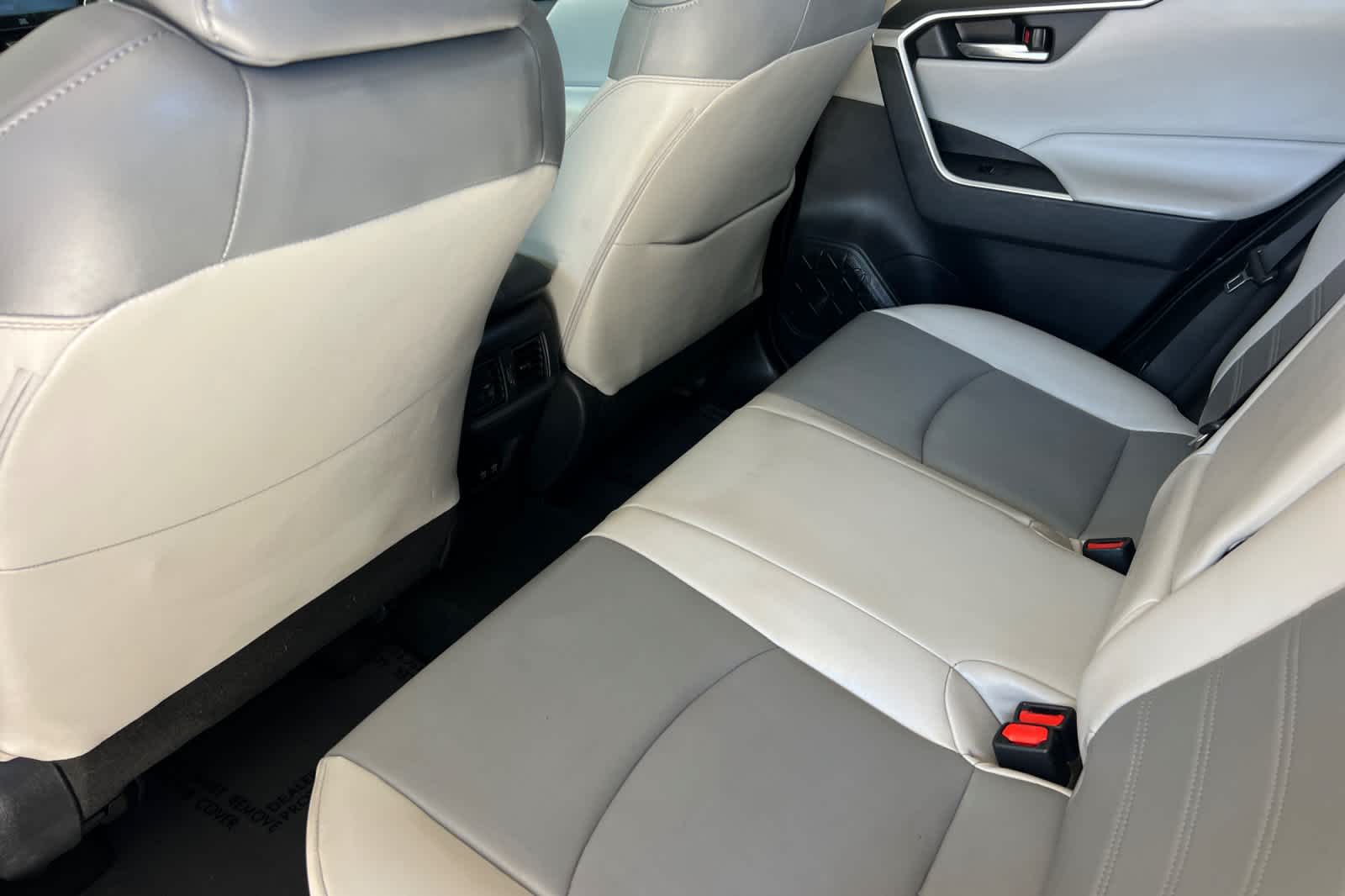 Thumbnail: 2019 Toyota RAV4 - 4