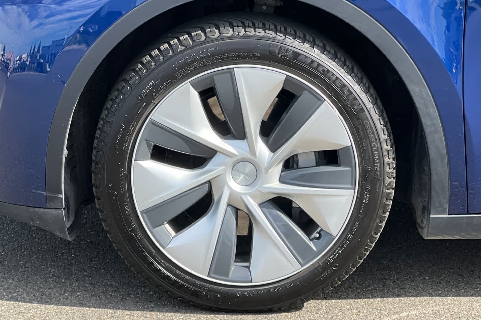 Thumbnail: 2020 Tesla Model Y - 29