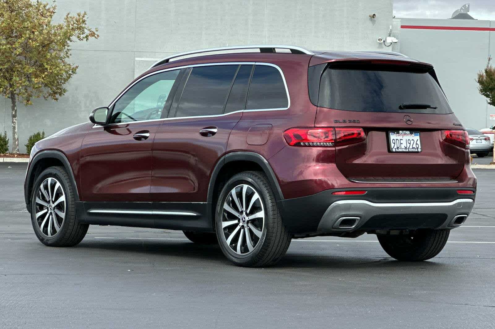 Thumbnail: 2021 Mercedes-Benz GLB - 7