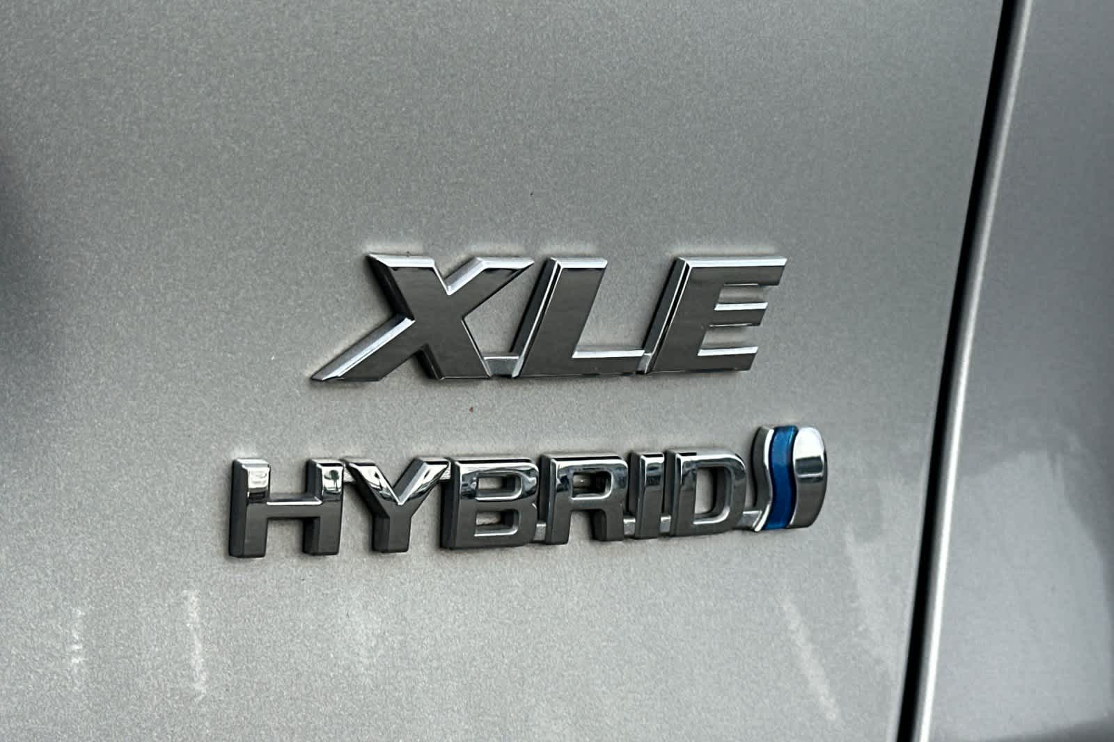 Thumbnail: 2022 Toyota RAV4 - 32