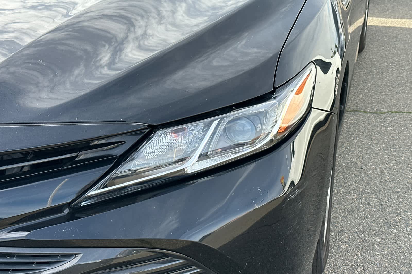 Thumbnail: 2019 Toyota Camry - 10