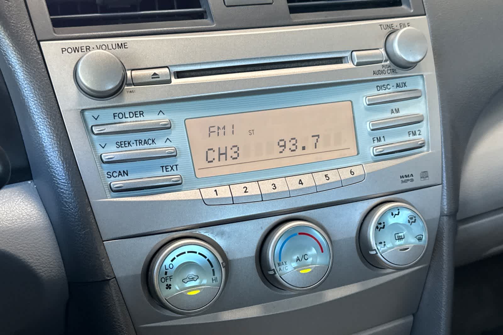 Thumbnail: 2009 Toyota Camry - 19