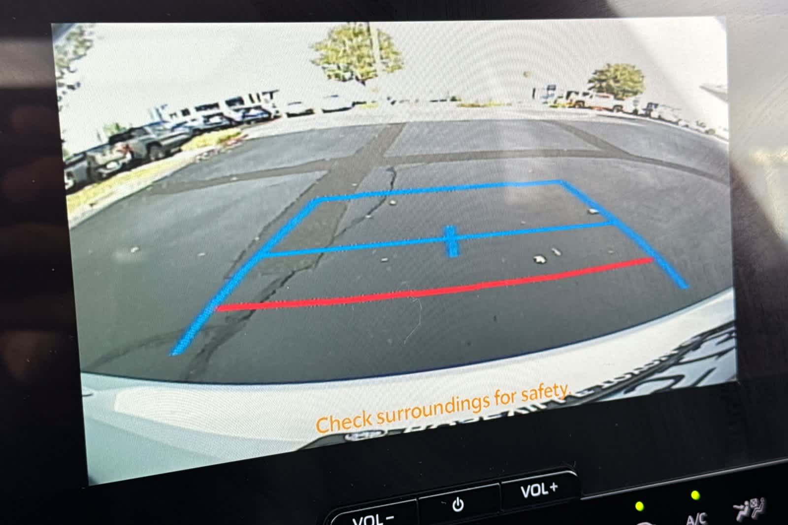 Thumbnail: 2025 Toyota bZ4X - 21