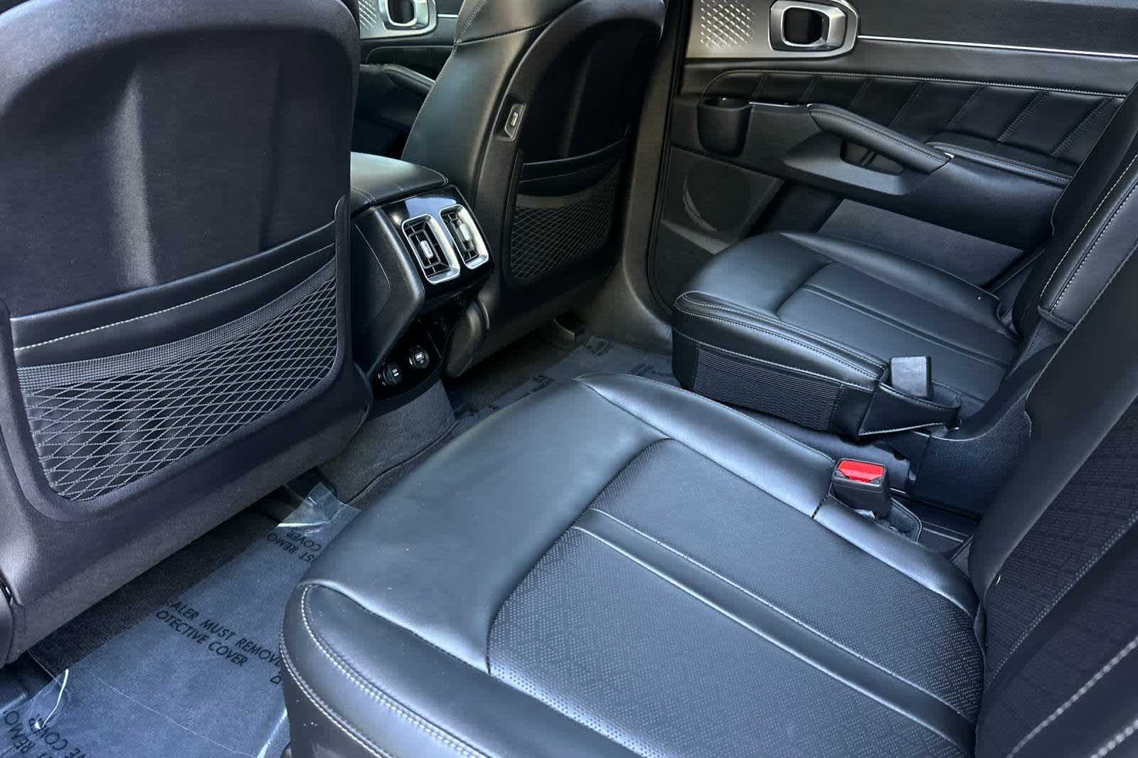 Thumbnail: 2021 Kia Sorento - 4