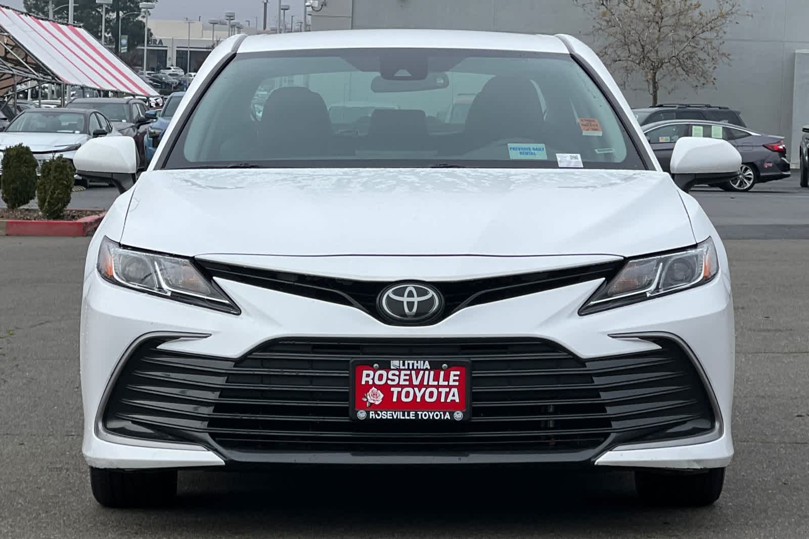 Thumbnail: 2023 Toyota Camry - 10