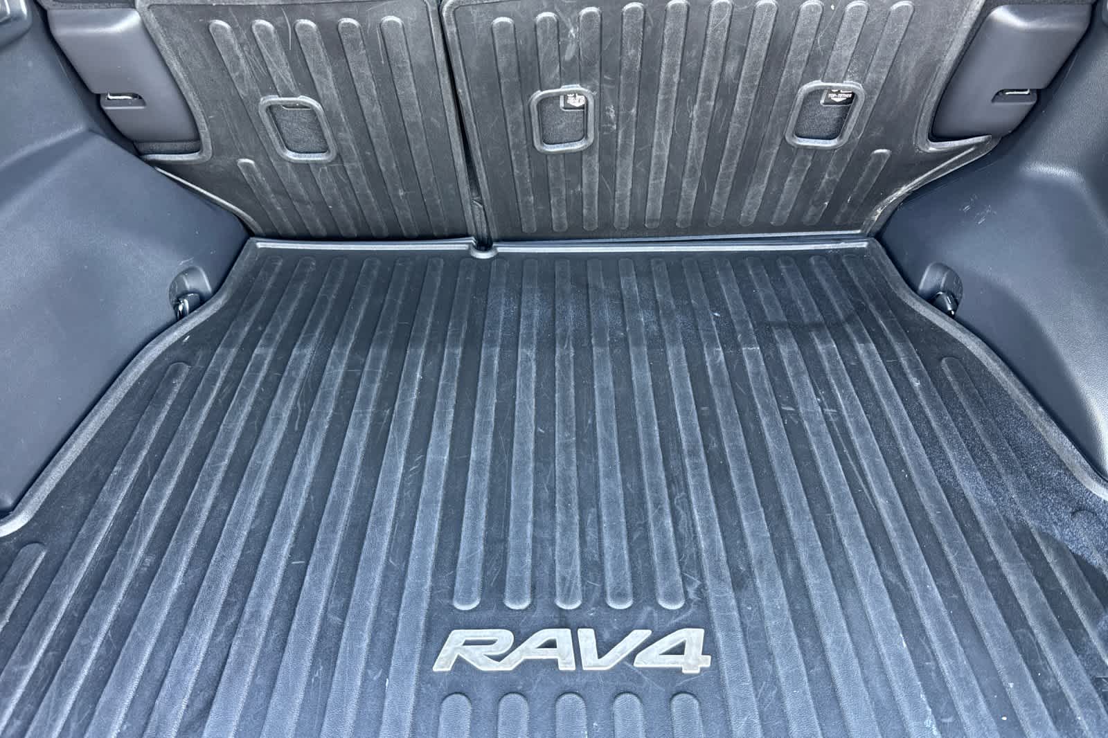 Thumbnail: 2024 Toyota RAV4 - 16