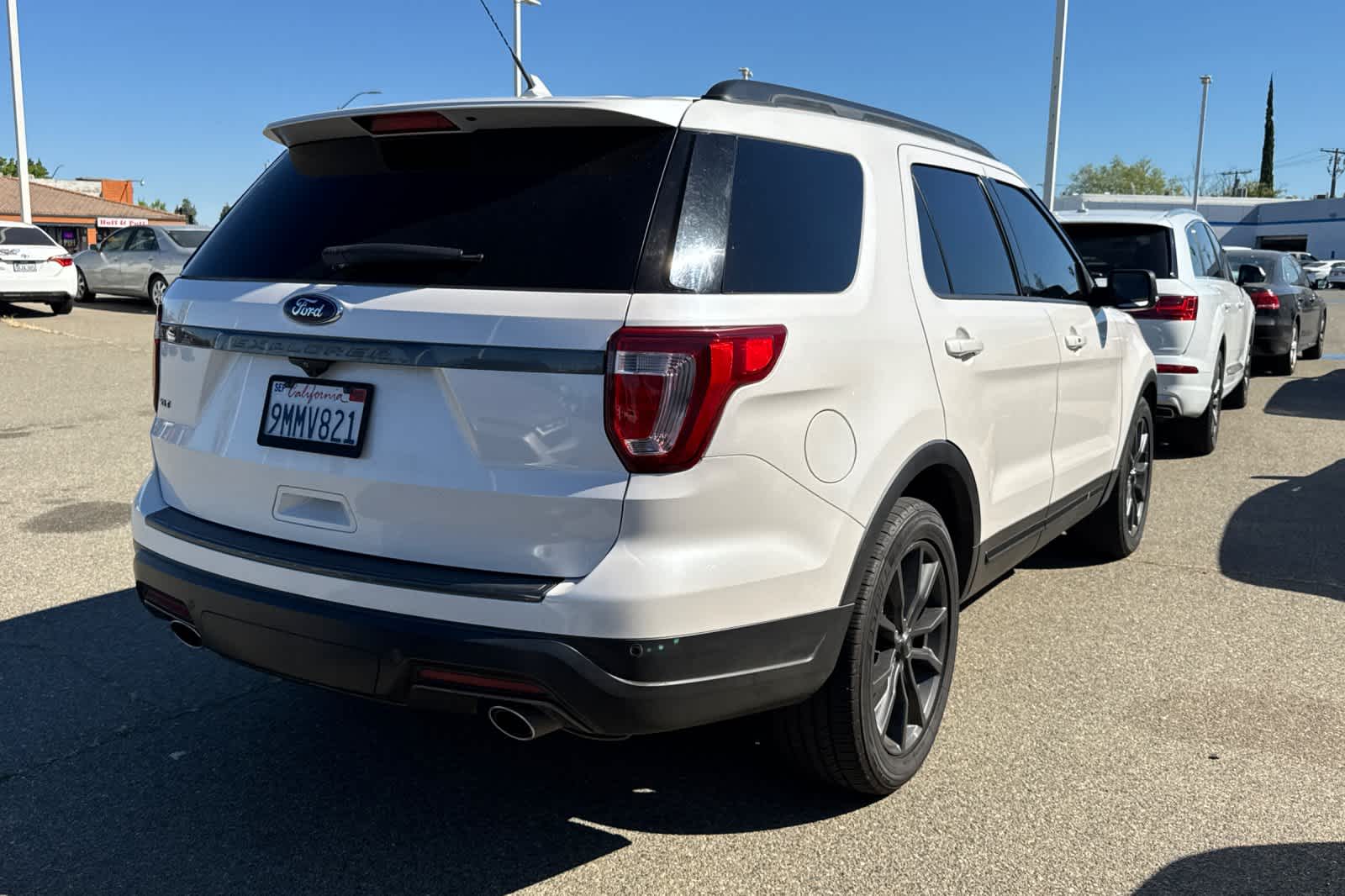 Thumbnail: 2018 Ford Explorer - 4