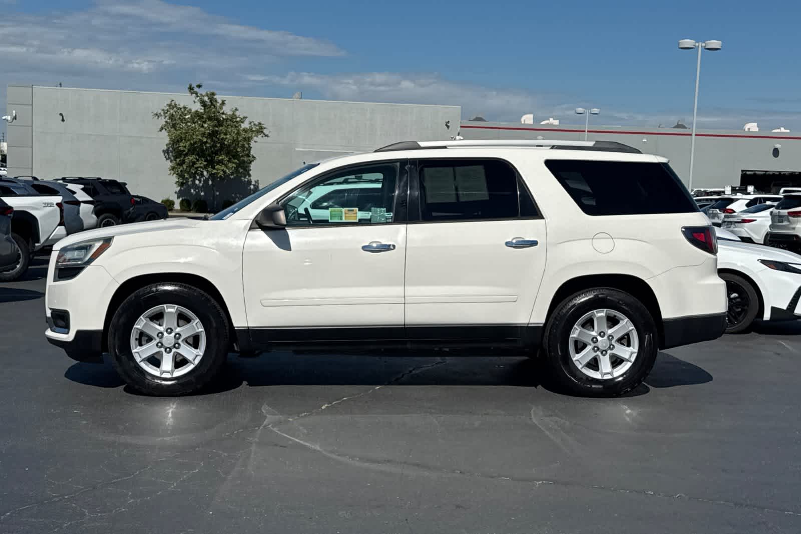 Thumbnail: 2014 GMC Acadia - 9