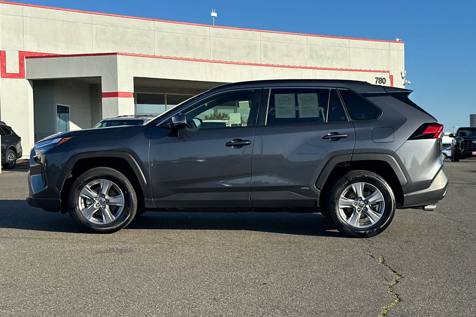 Thumbnail: 2025 Toyota RAV4 - 9