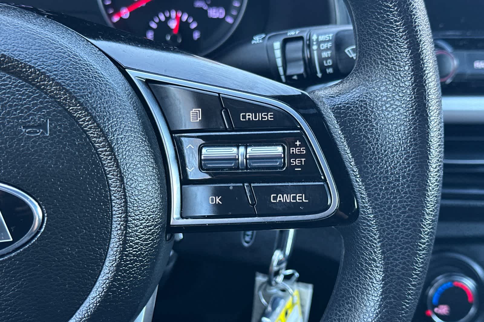 Thumbnail: 2020 Kia Forte - 24