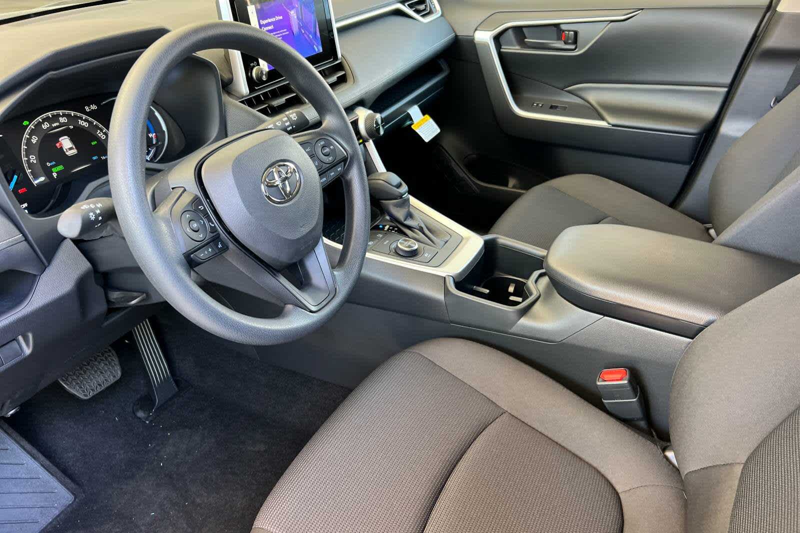 Thumbnail: 2025 Toyota RAV4 - 11