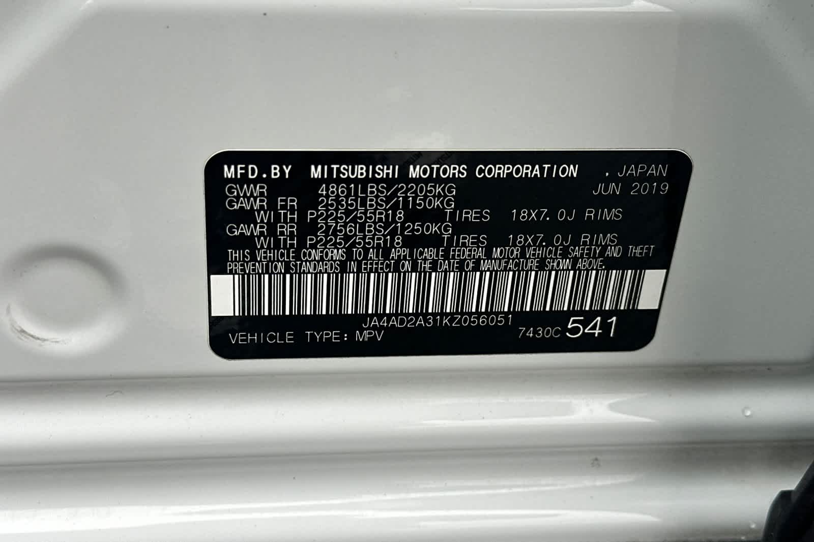 Thumbnail: 2019 Mitsubishi Outlander - 33