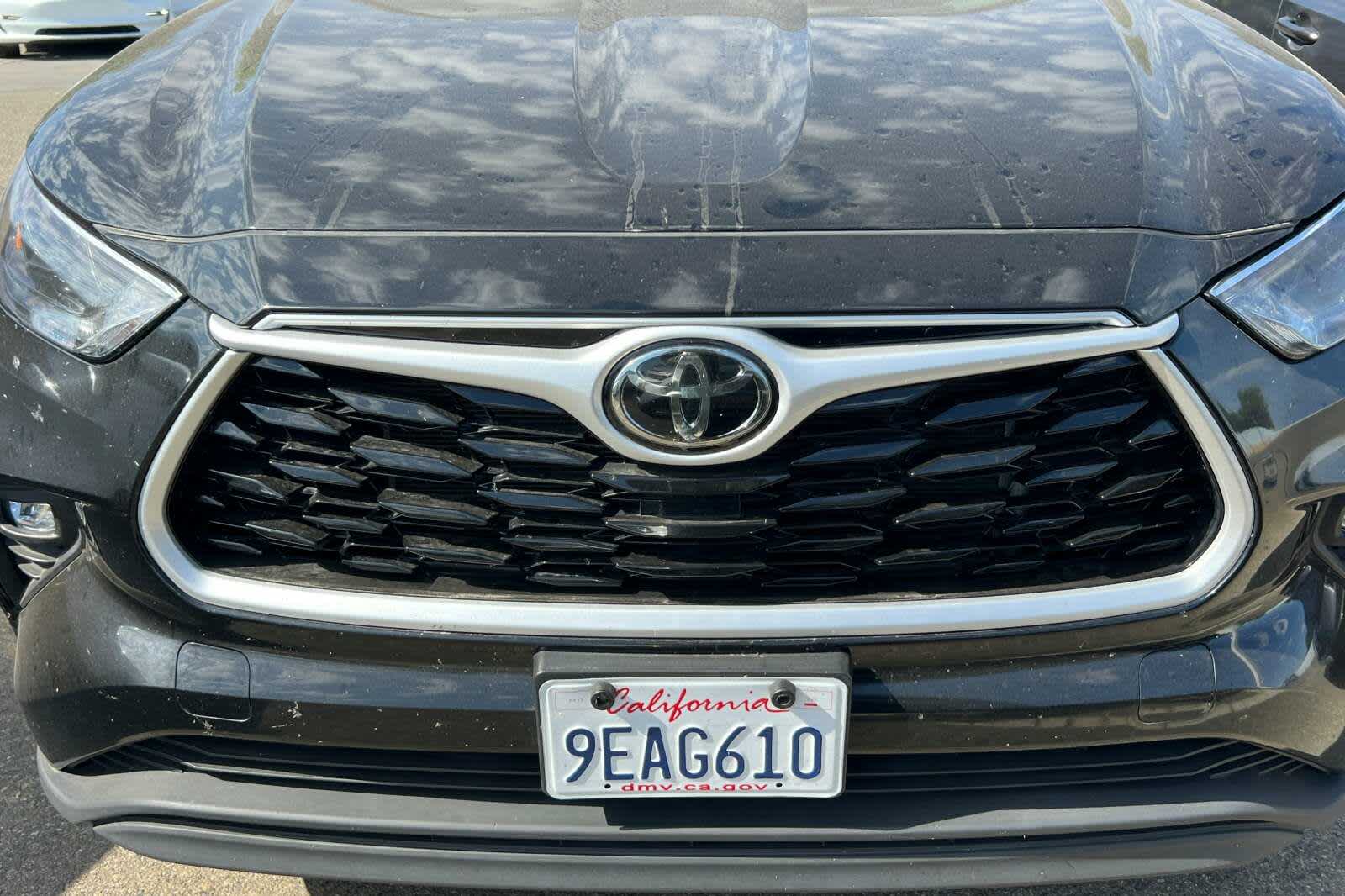 Thumbnail: 2023 Toyota Highlander - 9