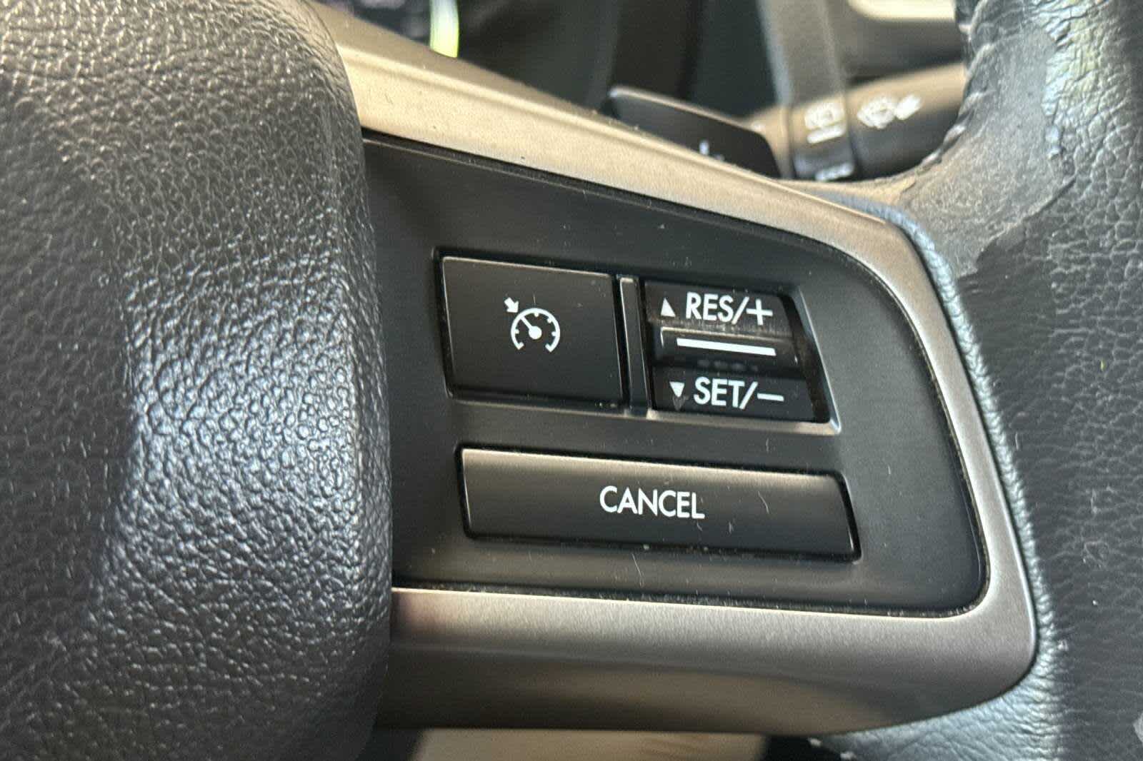 2015 Subaru XV Crosstrek Limited 27