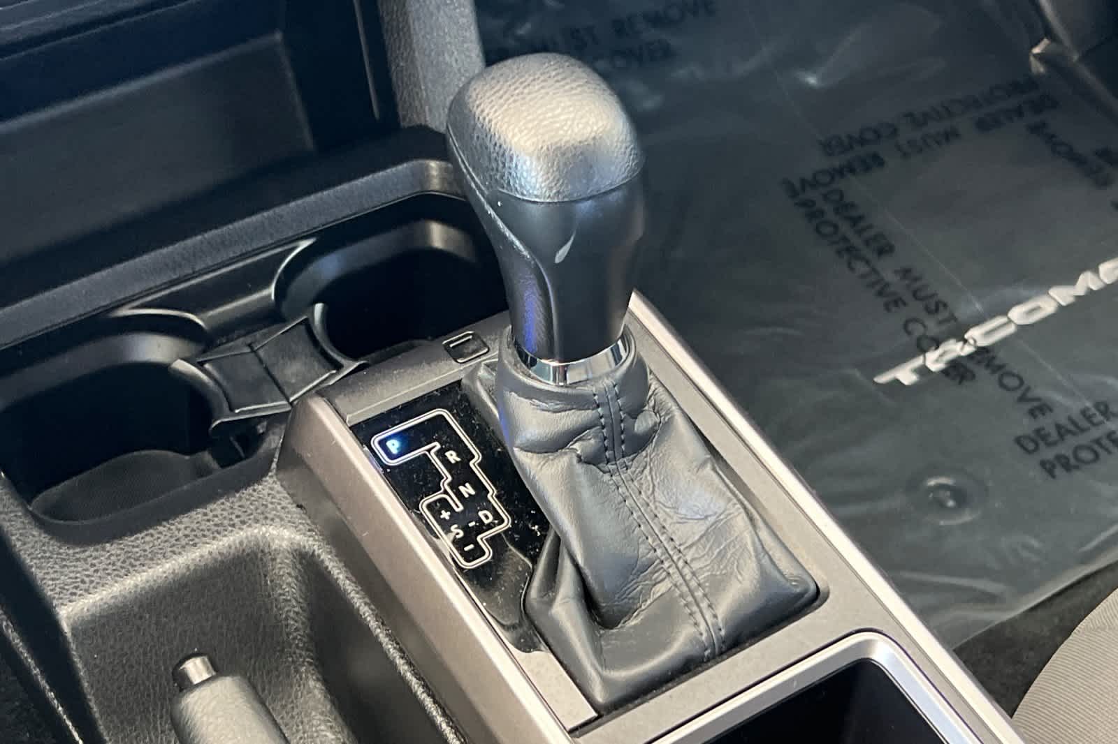 Thumbnail: 2023 Toyota Tacoma - 21