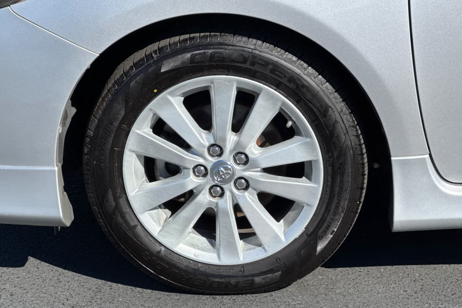 Thumbnail: 2010 Toyota Corolla - 27