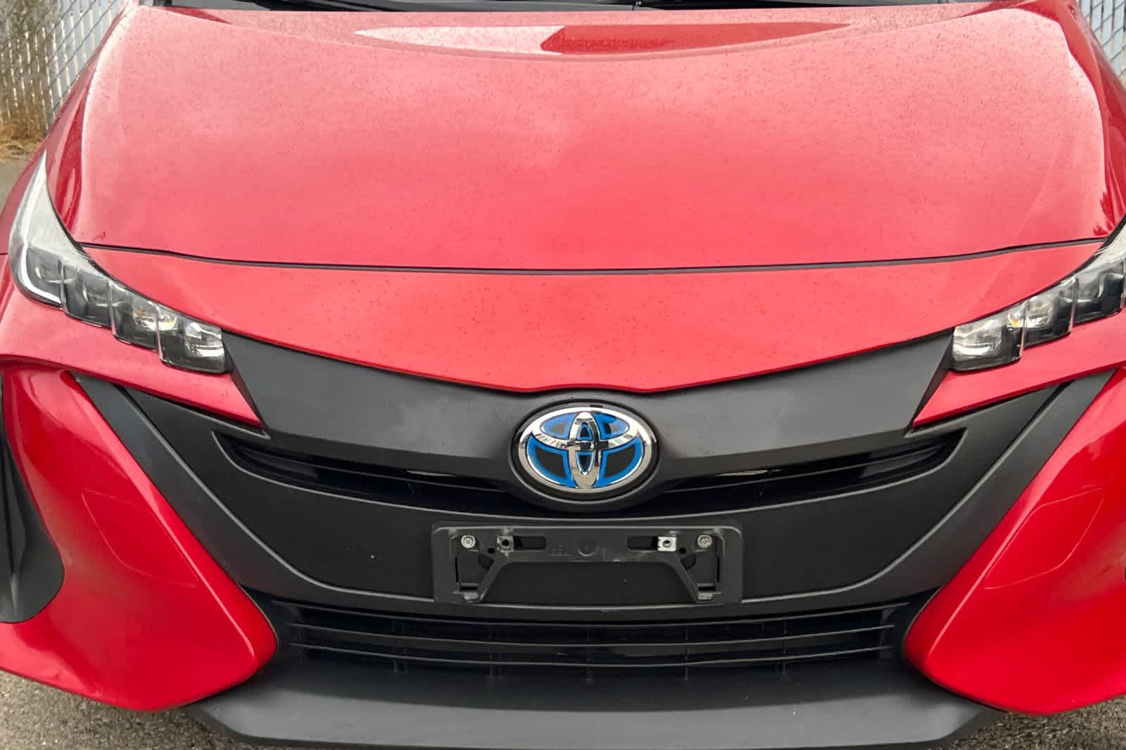 Thumbnail: 2020 Toyota Prius Prime - 8