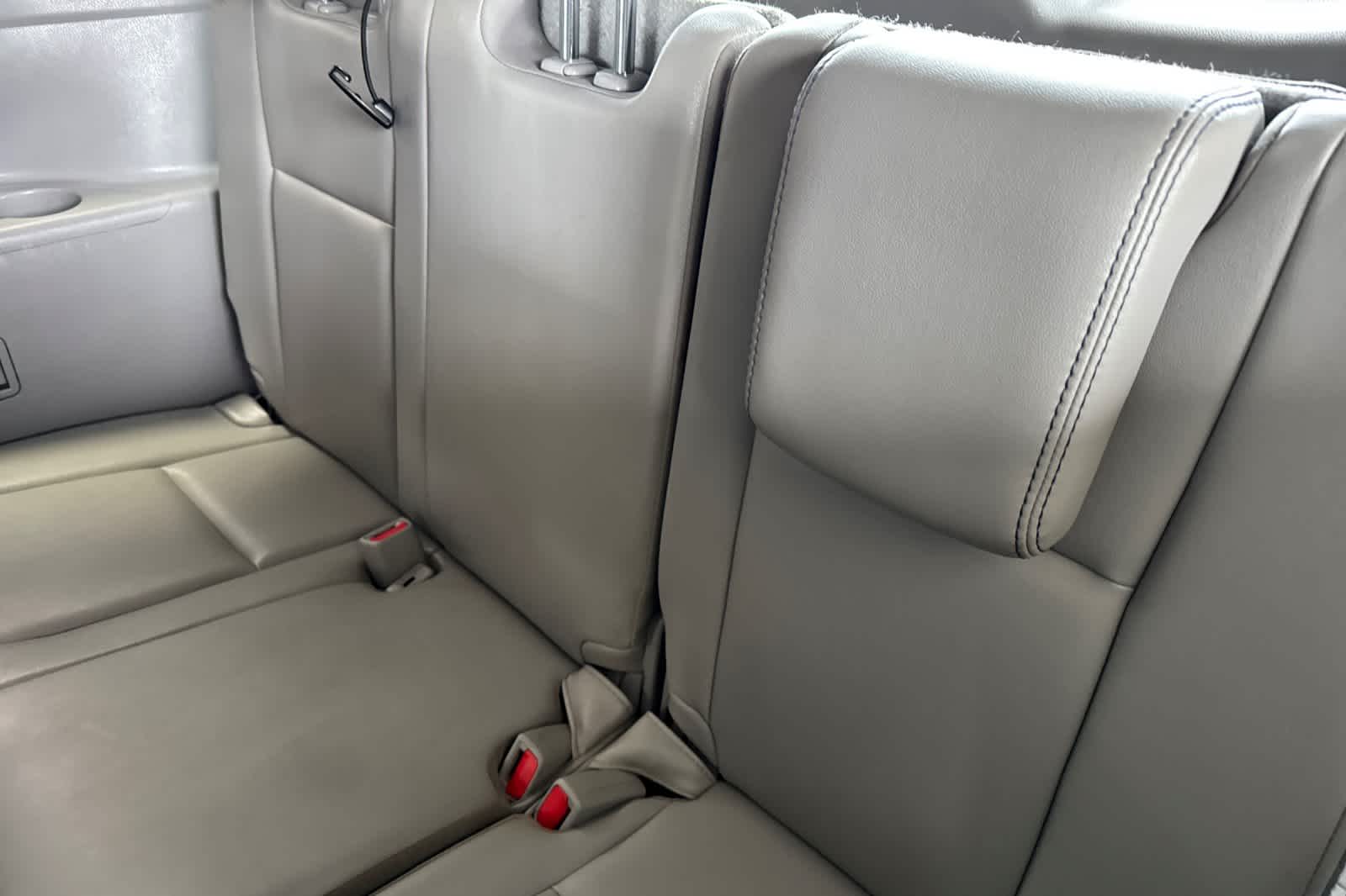 Thumbnail: 2018 Toyota Highlander - 16