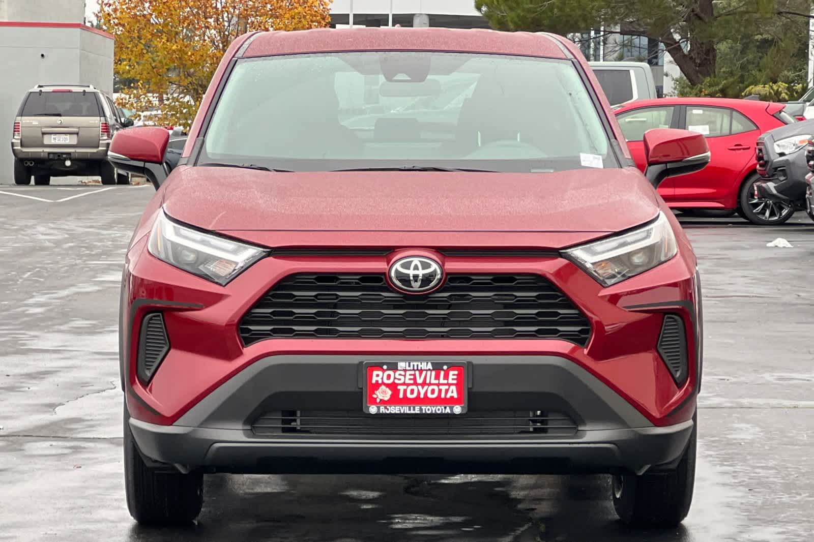 Thumbnail: 2025 Toyota RAV4 - 10