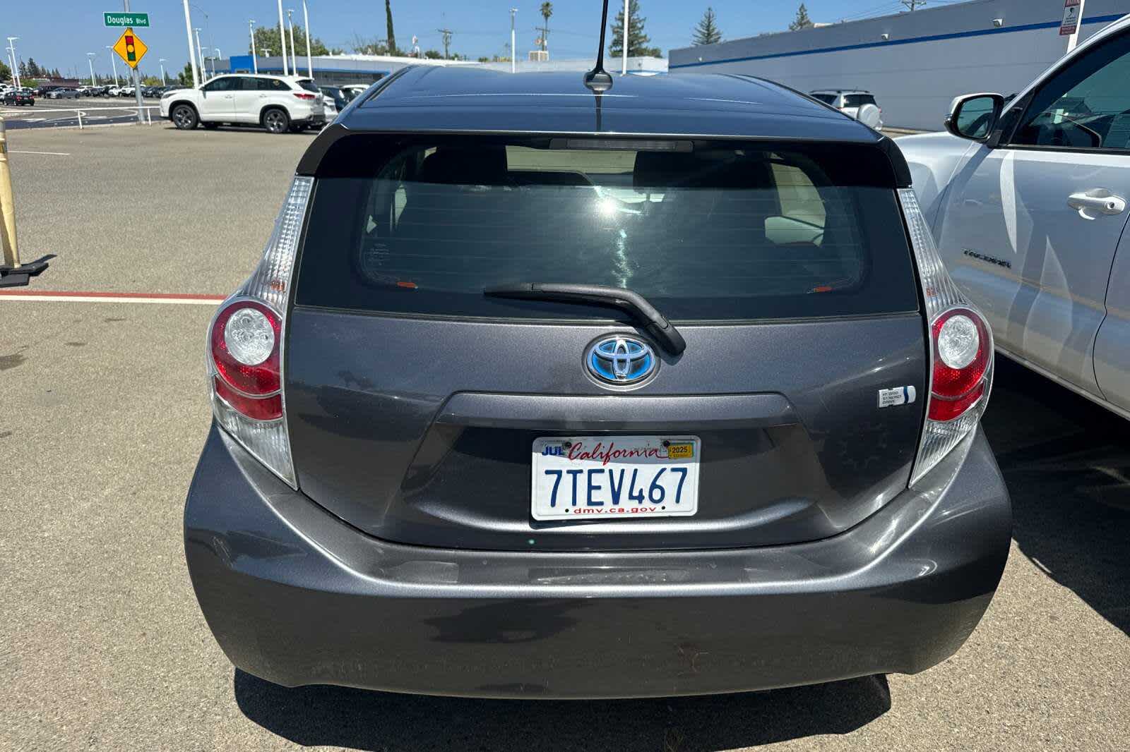 2012 Toyota Prius c Three 5