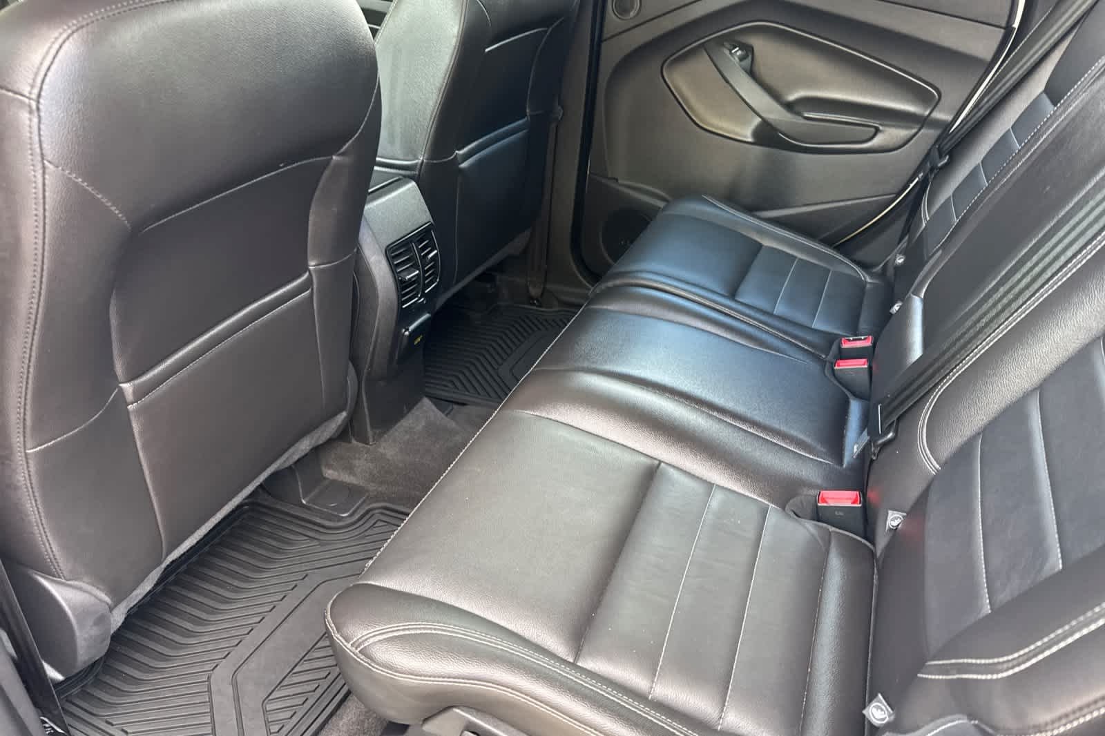 Thumbnail: 2013 Ford C-Max - 4