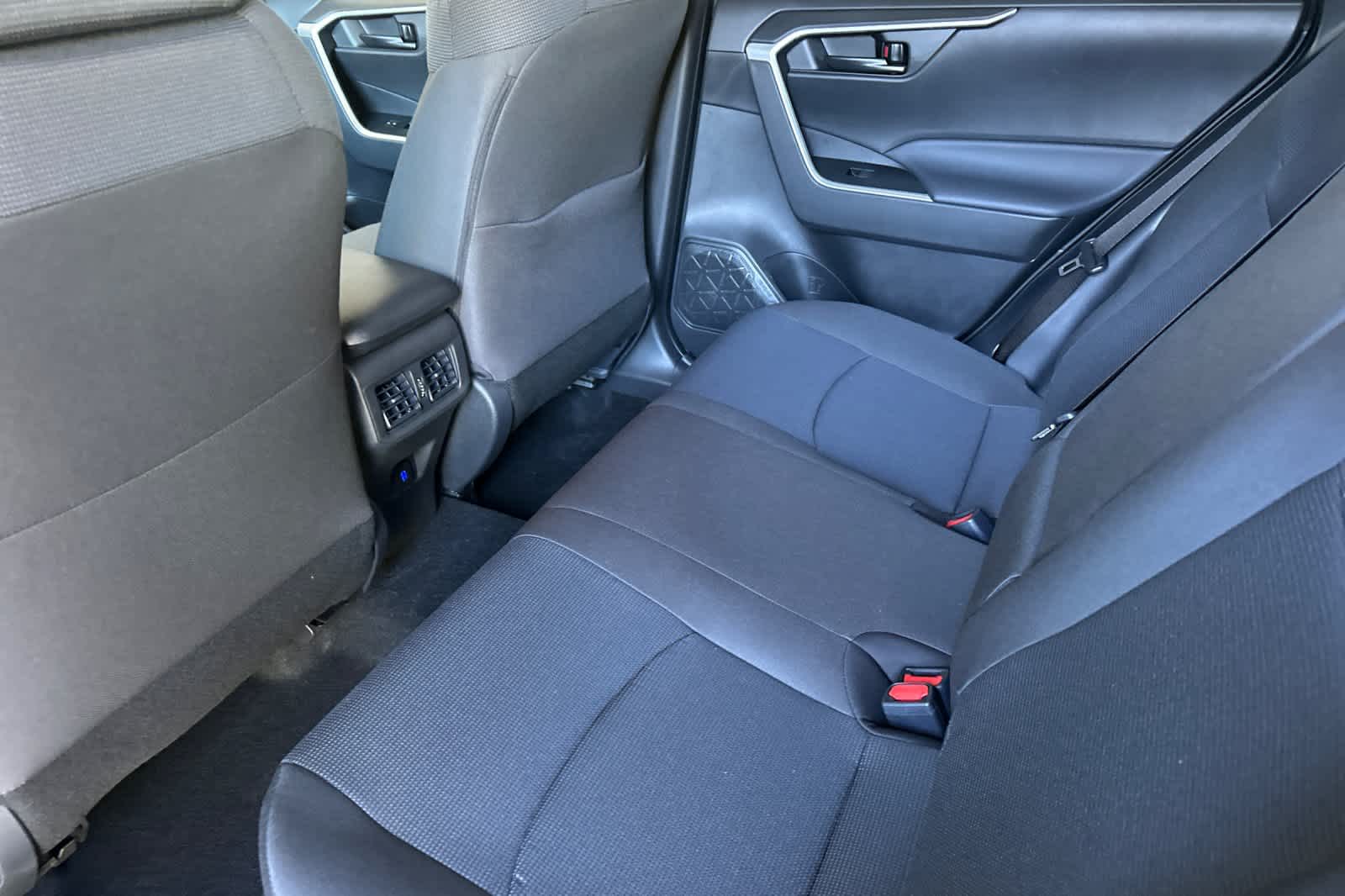 Thumbnail: 2025 Toyota RAV4 - 4