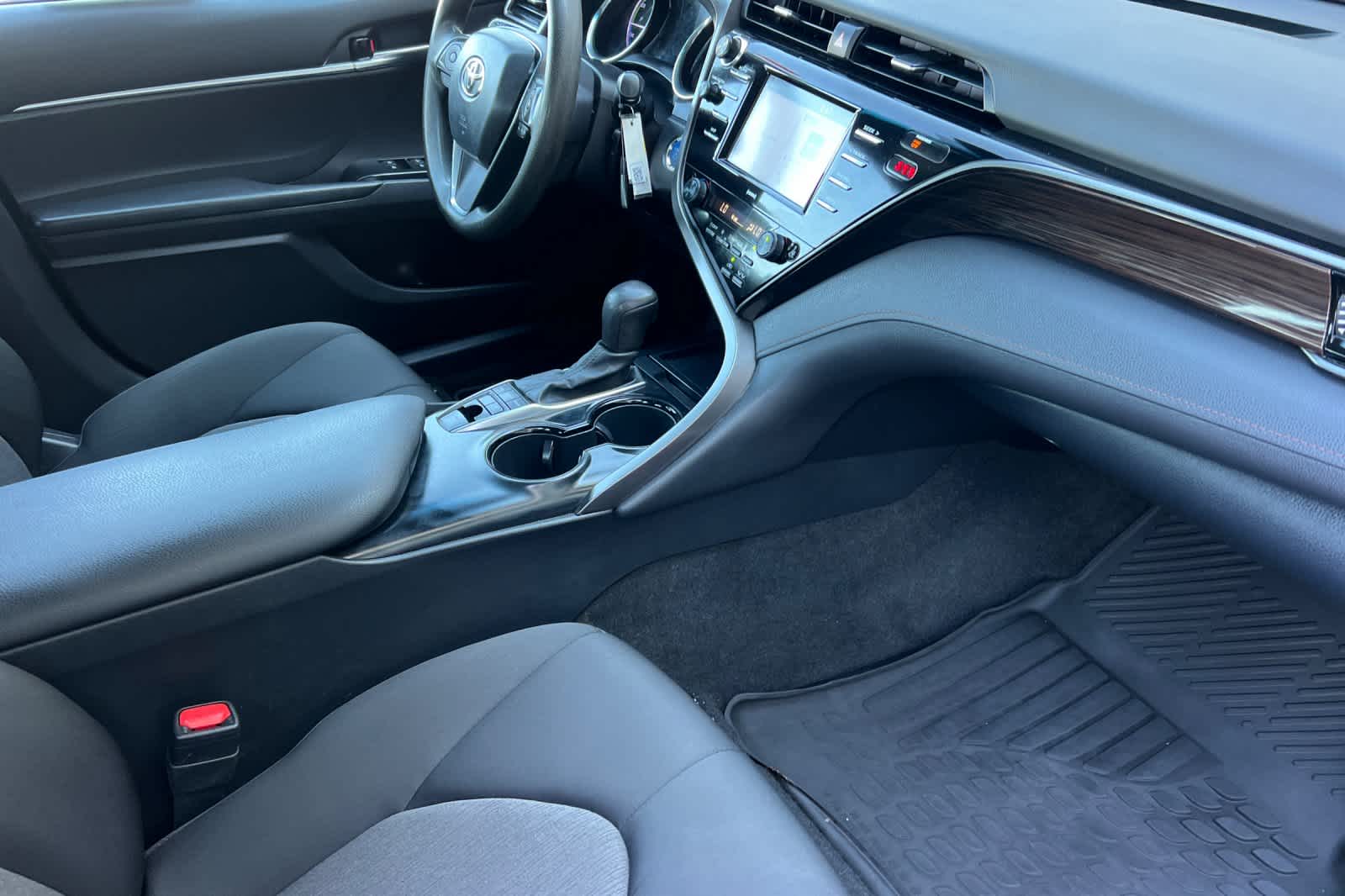 Thumbnail: 2020 Toyota Camry - 15