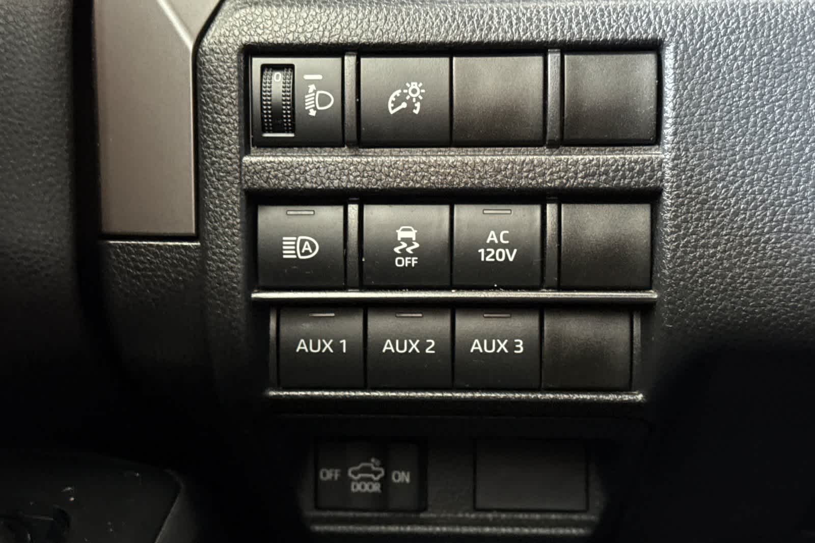 Thumbnail: 2024 Toyota Tacoma - 29