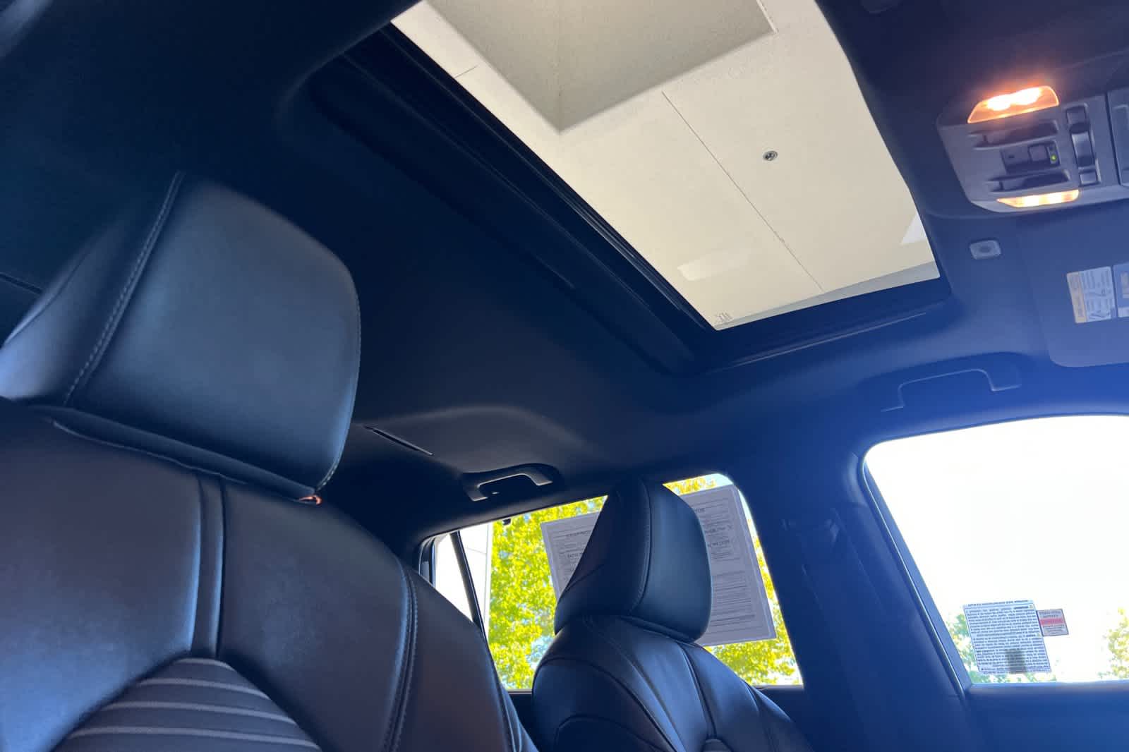 Thumbnail: 2024 Toyota Highlander - 19