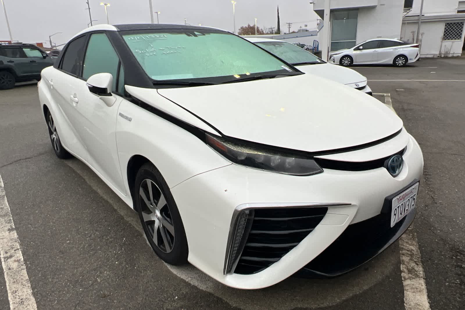 Thumbnail: 2018 Toyota Mirai - 3