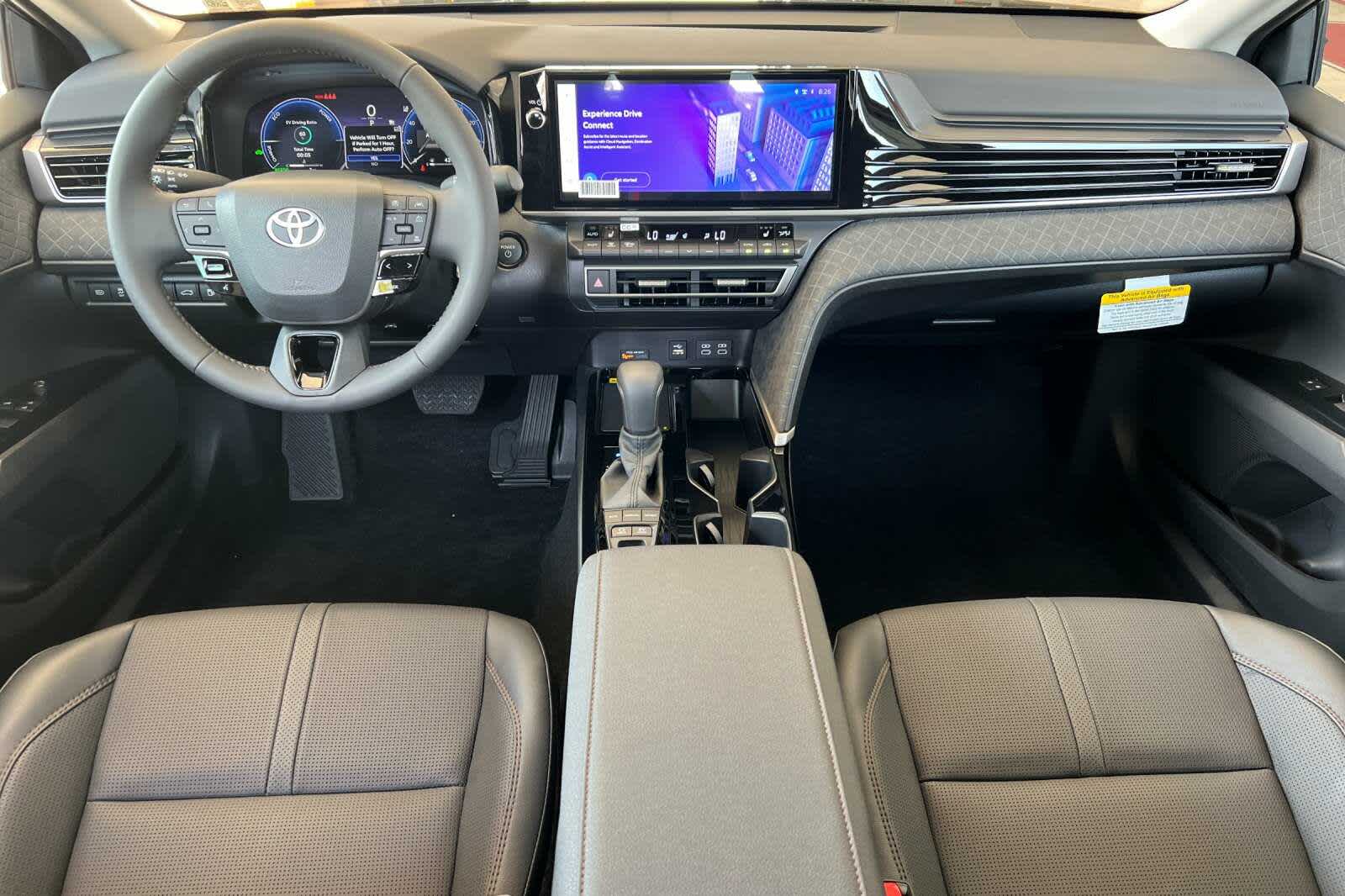 2025 Toyota Camry XLE 3
