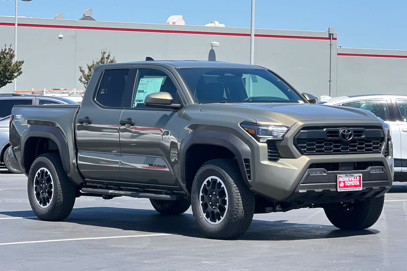 2025 Toyota Tacoma TRD Off-Road 9