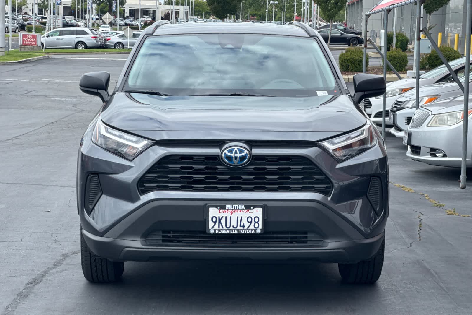 Thumbnail: 2024 Toyota RAV4 - 10